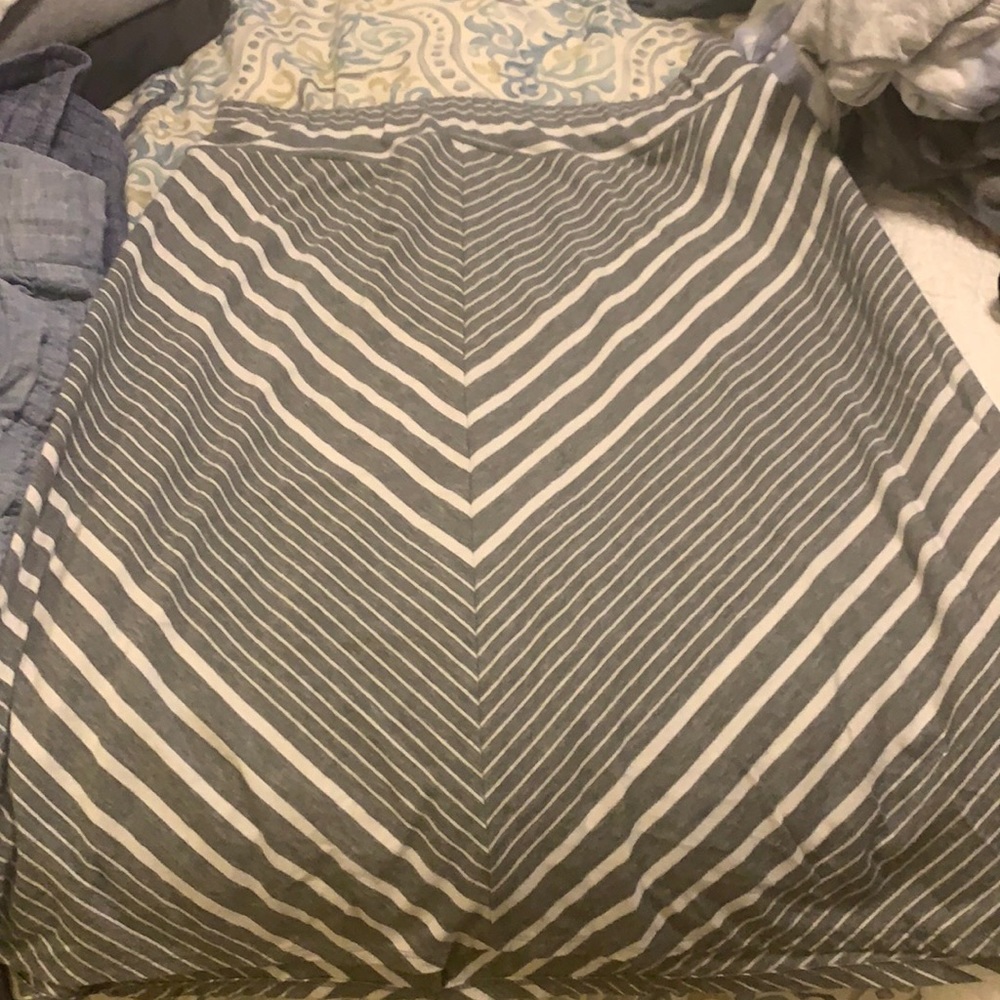Ava Viv skirt